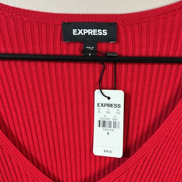 New Express red v neck ribbed sweater size small - Picture 2 of 4